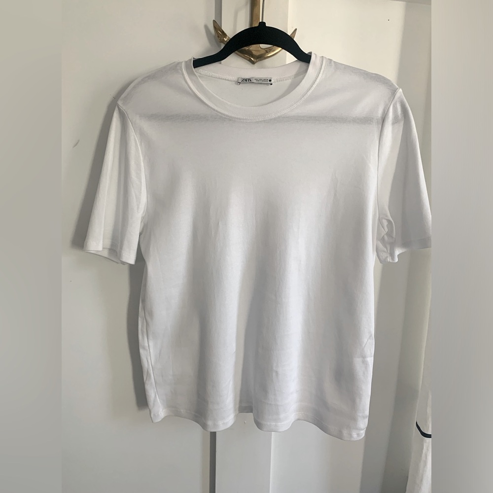 Zara Women’s 100% Cotton White T-Shirt Short Sleeve EUC Size L